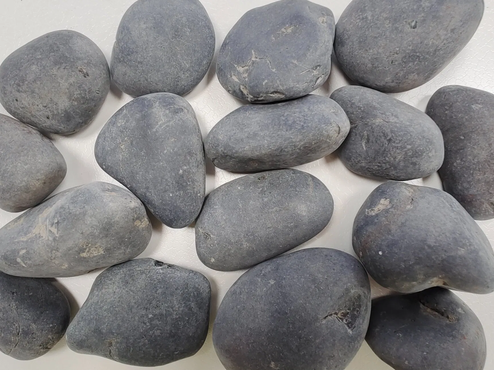 Unpolished Round Black Washed River Garden Pebbles, Black Washed Stones