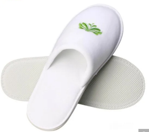 Disposable Eco-Friendly Anti-Static Hotel Slip-Ons for Adults and Kids