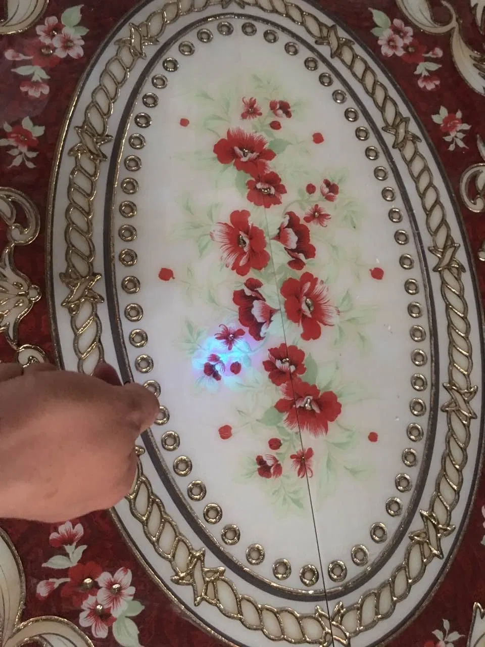 Керамогранитная плитка 180x120 см для пола в гостиную