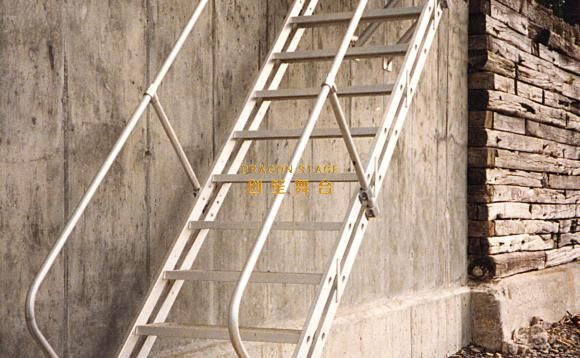 Hot Selling 8 Meter Marine Gangway Aluminium Ladders