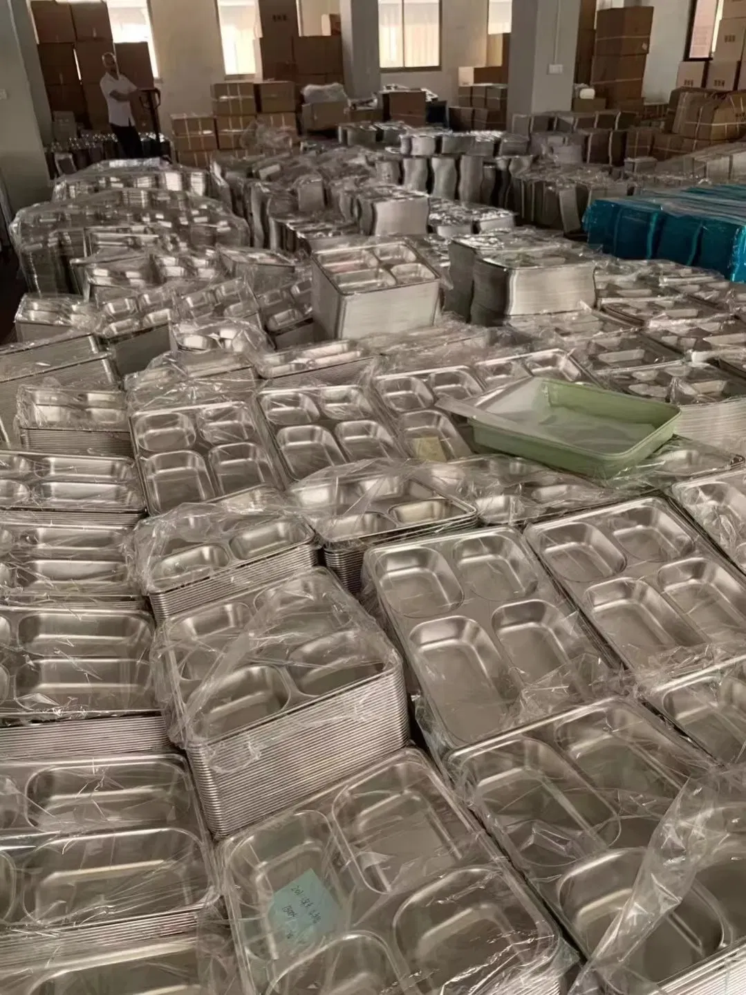 Durable 201 Stainless Steel 4/5 Compartment Rectangular Dinner Plate Fast Food Plate