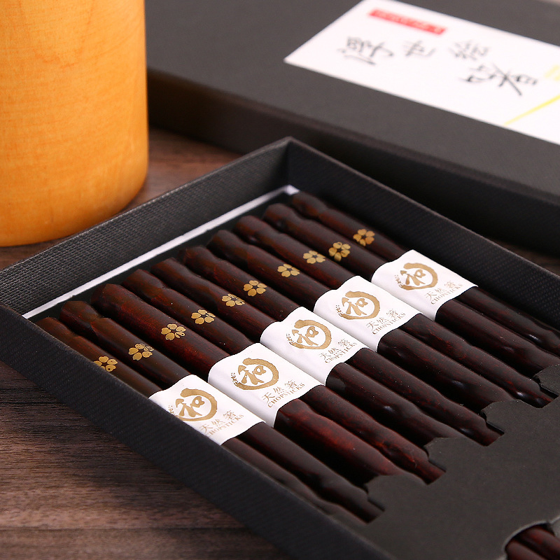 Custom Anti-Shake 23cm 5pairs Vietnam Twisted Bamboo Shaped Wood Chopsticks in Gift Box Storage Case