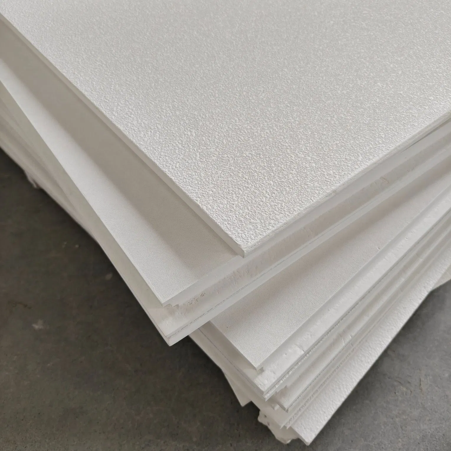 Glass Wool Ceiling Tiles Tegular Edges 603*603 High Density