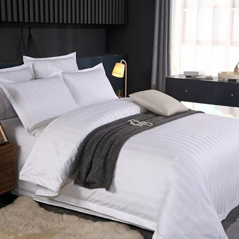 White High-End Chain Hotel Four Pieces Set 40-Count Pure Cotton Comforter Quilt Duvet Cover Bed Linen ODM/OEM Satin Strip Five-Star Hotel Bed Sheets Bedding Set
