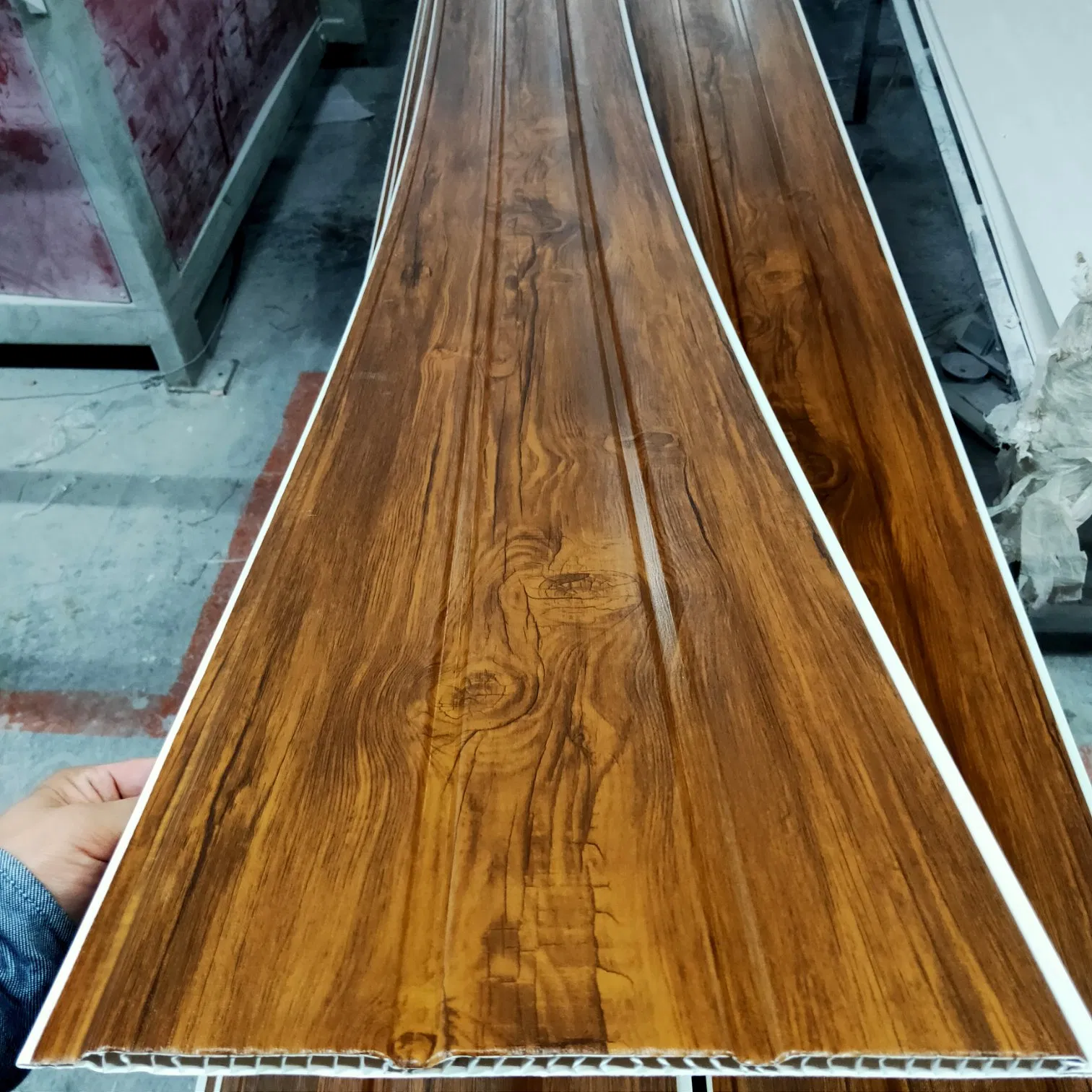 Fast Install PVC Ceiling Waterproof Wood Laminate PVC Panel in China