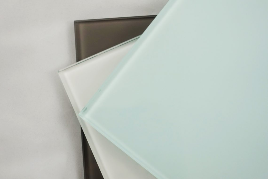 Red/Green/Blue/Orange/White/Black Color Colorful Paint Glass for Countertops, Background Walls, etc