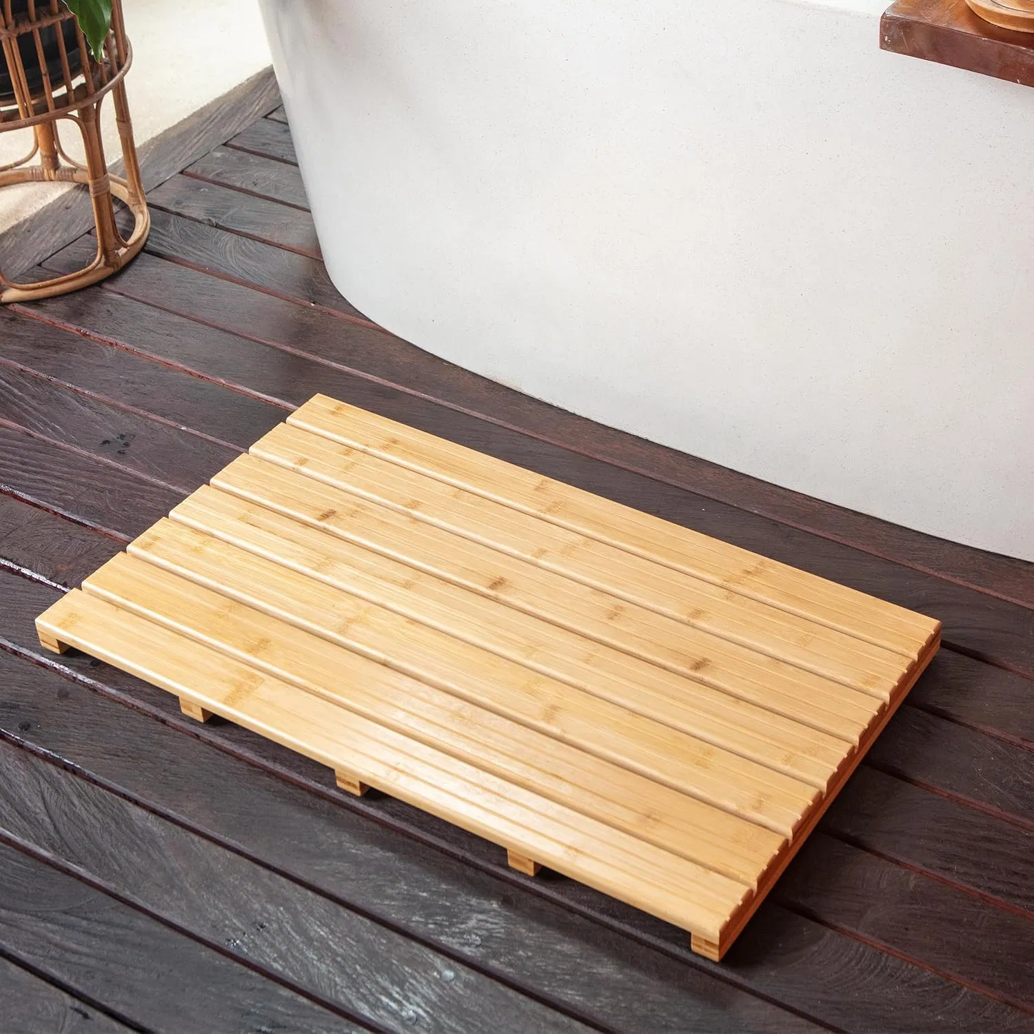 Anti Slip Bamboo Mat Sturdy Waterproof Bathroom Carpet Suitable for Both Indoor and Outdoor