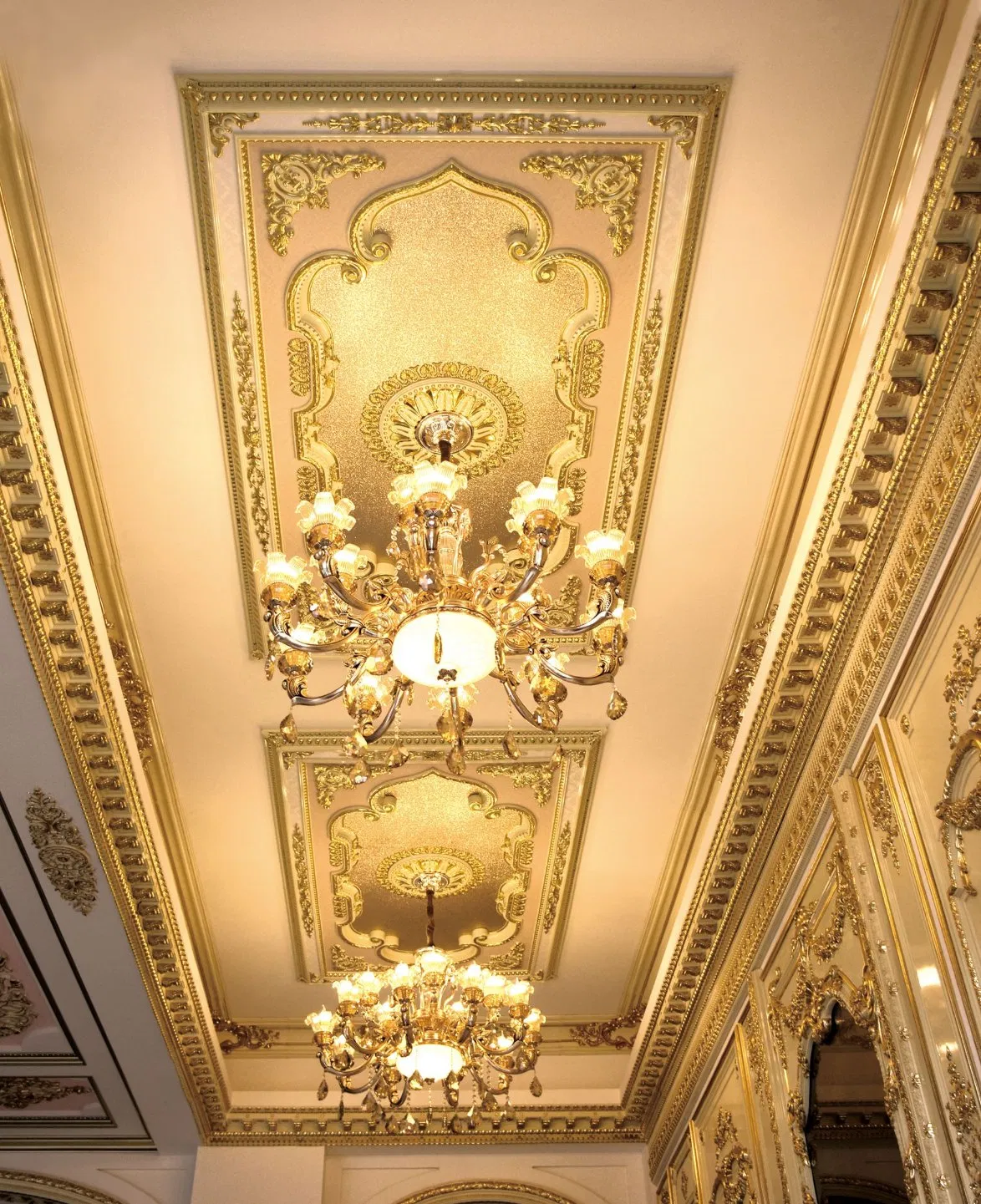 Banruo Splendid Rectangular Ceiling Medallion for Chandeliers