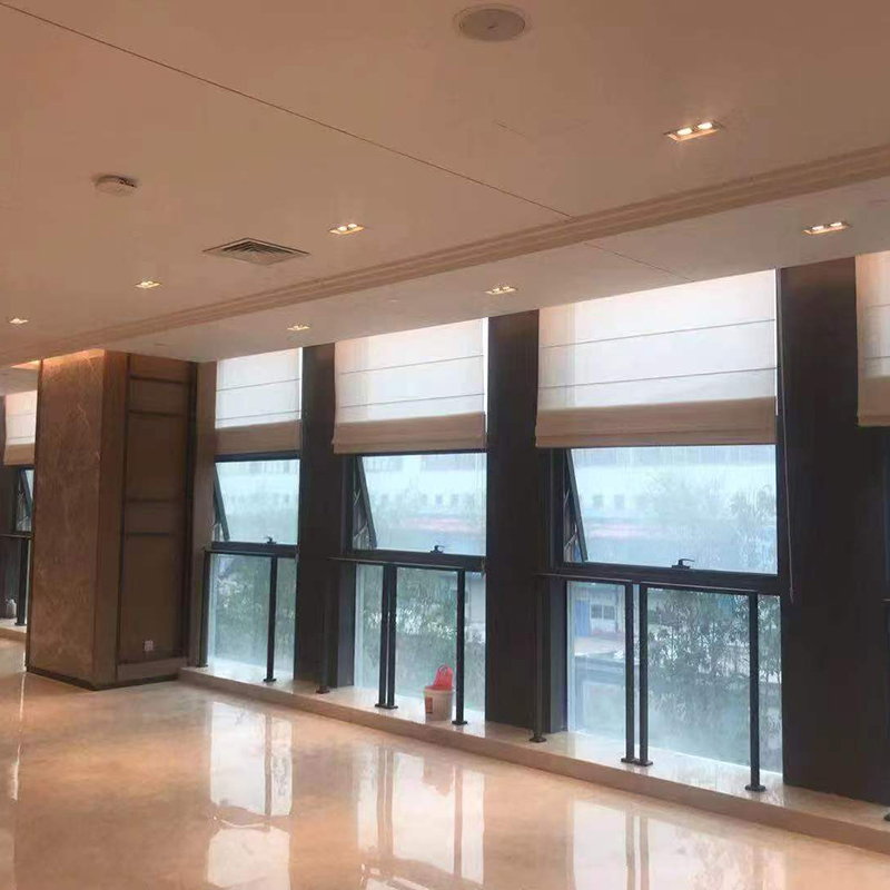 Roman Curtain Insulation and Ventilation