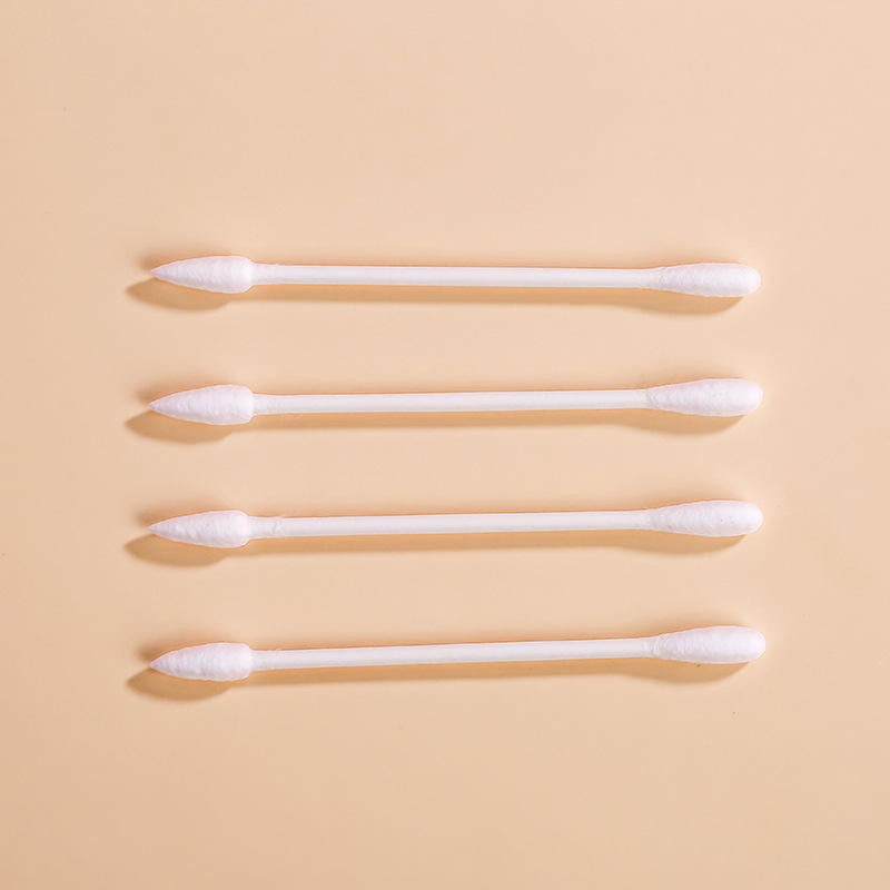100 Pieces Double-Ended Cotton Swabs.