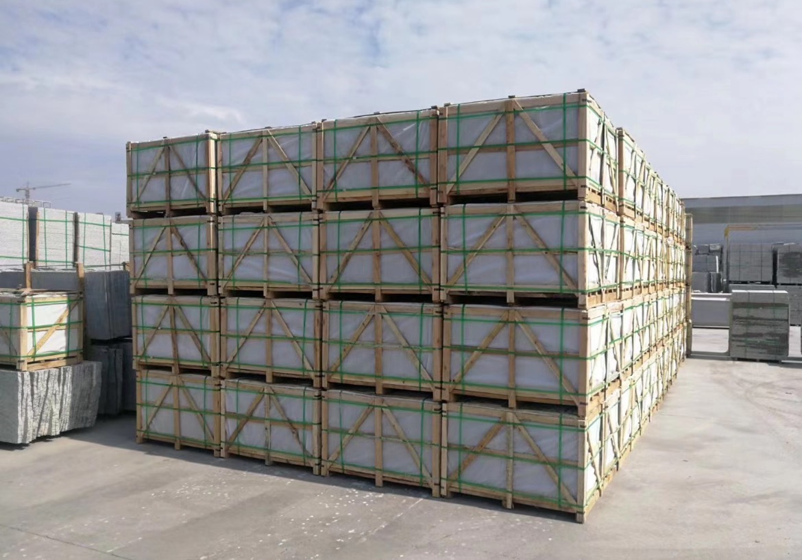 Building Material 600 X 600mm and 300 X 600mm Stairs Natural Stone Polished Wulian Flower Granite Tile