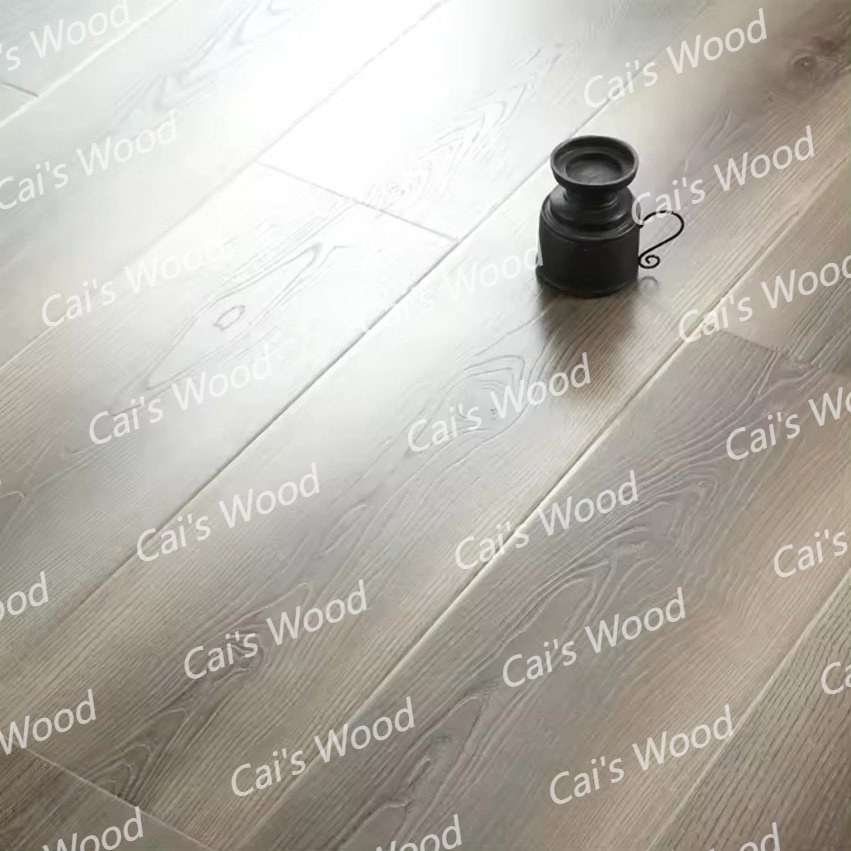 Customized Nature Color European Oak 14mm Thick Laminated Engineered Wood Flooring