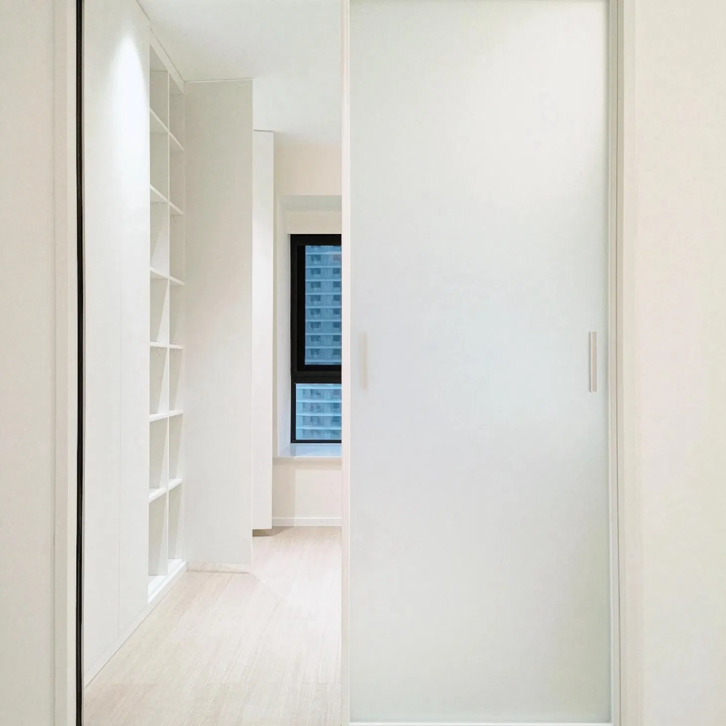 Acid Etched Glass: Permanent Frosted Finish, No Peeling or Fading