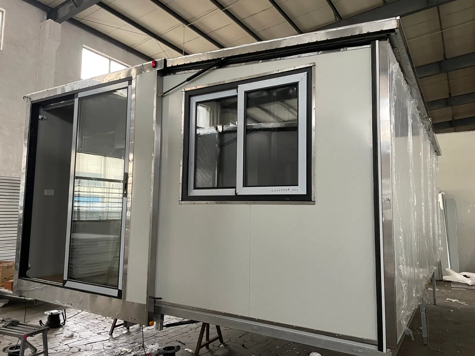 Luxury Baked Kitchen System Mobile Street Food Trailer House