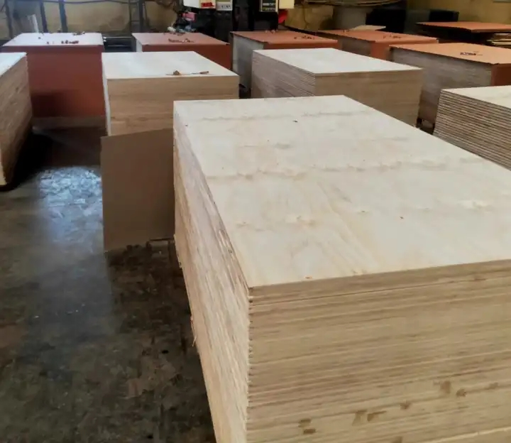 18mm Tongue and Groove Pine Plywood for Construction Grade