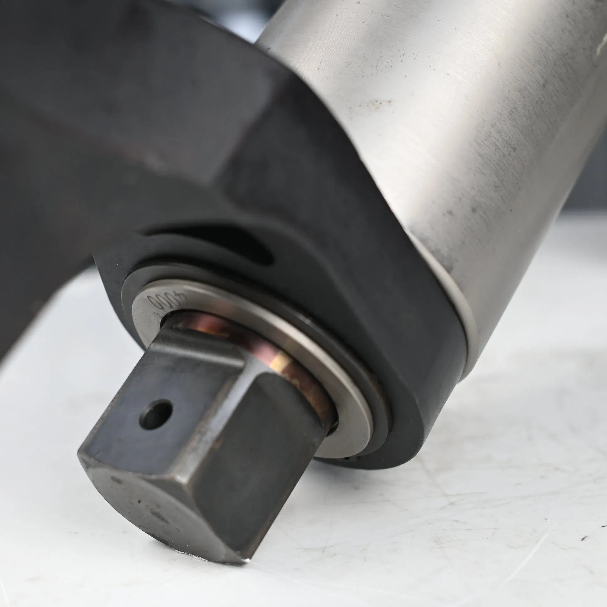 Brushless BTW Rechargeable Torque Wrench for Petrochemical Use