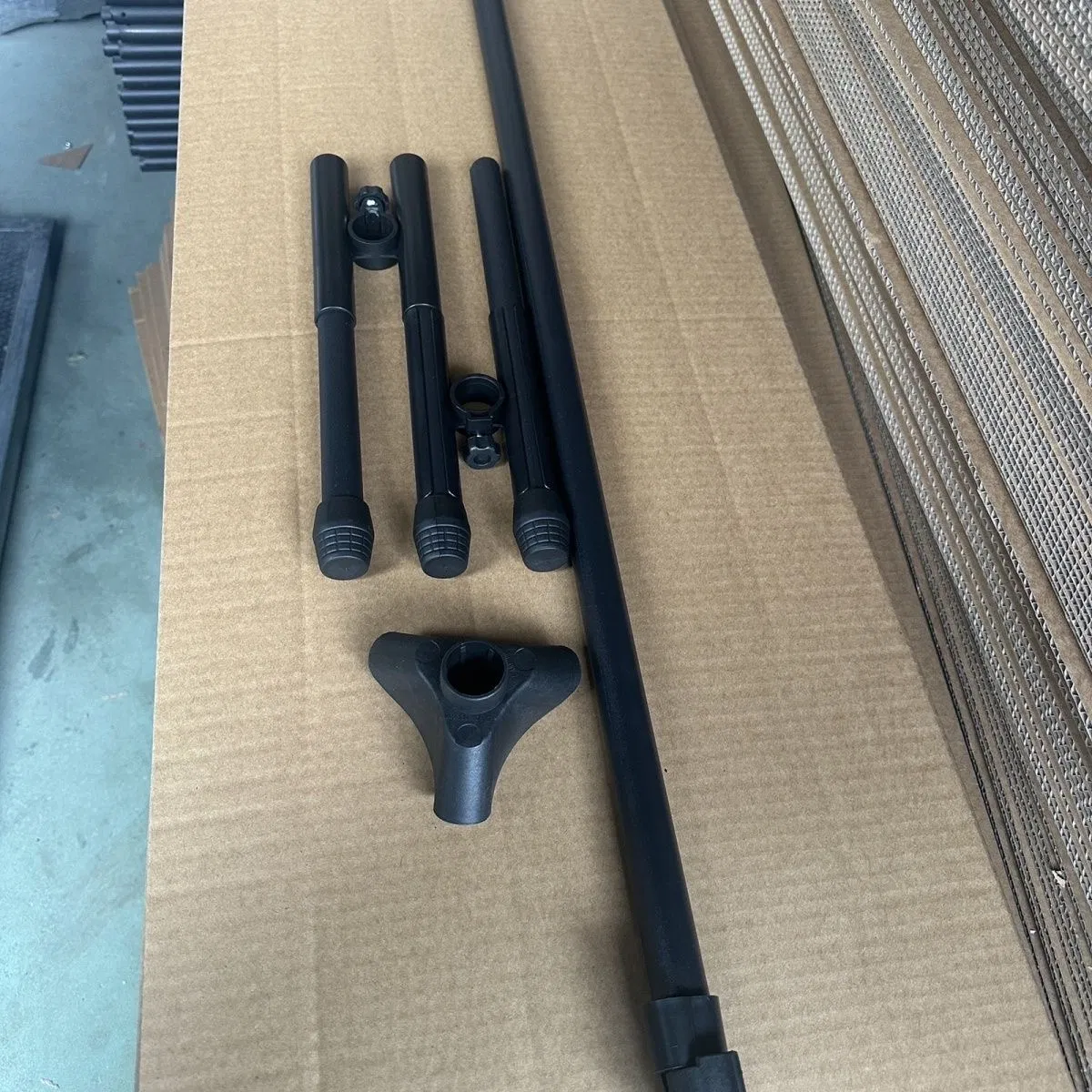 Triangular Adjustable Portable Easel for Art and Photos