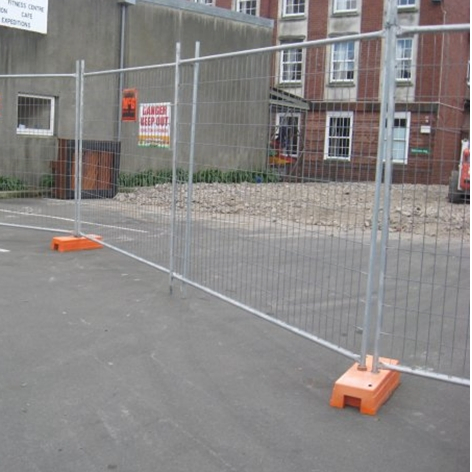 Galvanized and PVC Coated Canada Temporary Fence Panels Hot Sale Pool Fence Temporary Fence Gate for Stadium