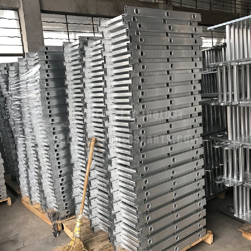 Aluminum Semi-Finisehd Ladder with Punched and Riveting Process