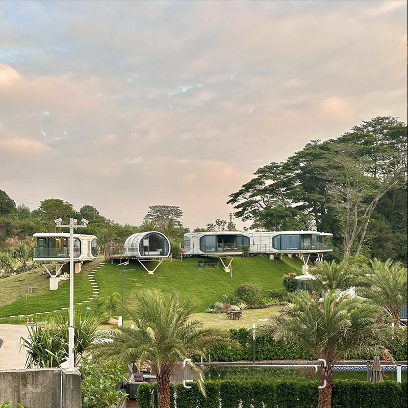 Integrated Luxury Prefab House Container Home Mobile Homestay Creative Mobile Garden House
