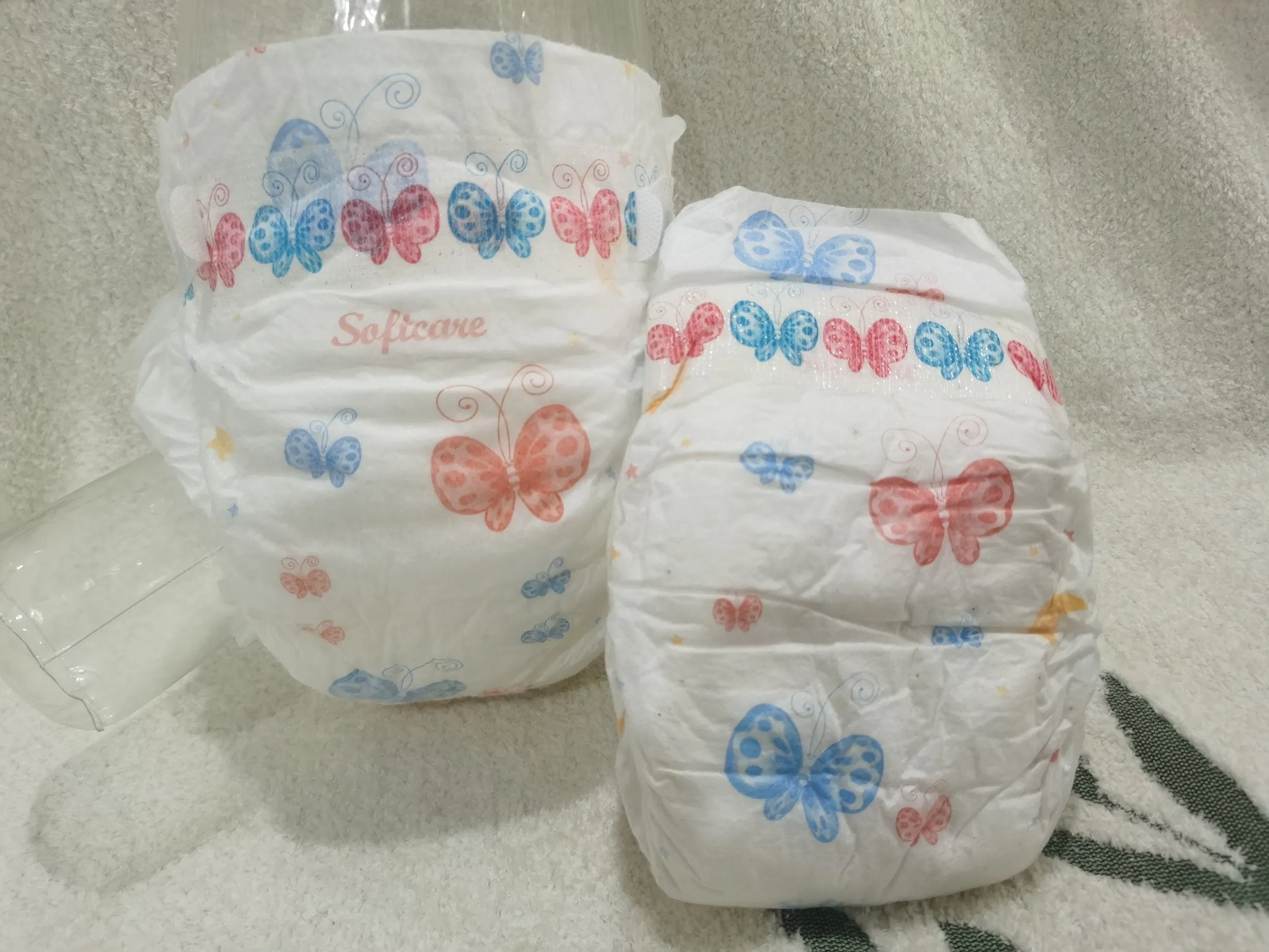 Softcare Wholesale Baby Products Baby Diaper for Africa Market with Magic Tape