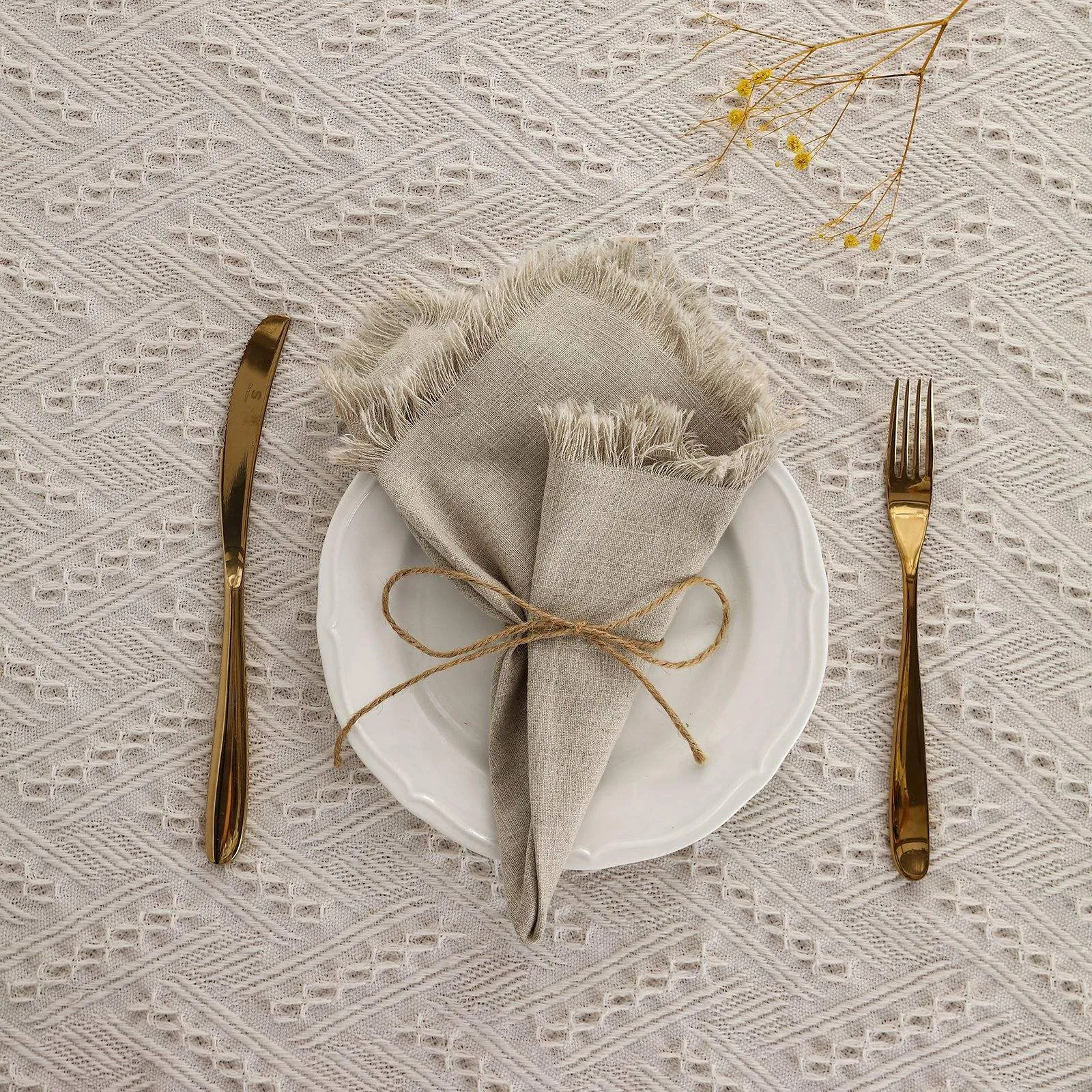 Wholesale Custom Rustic Boho Fringe Napkins for Fall Thanksgiving Christmas Wedding Decoration Linen Cotton Napkins with Tassels