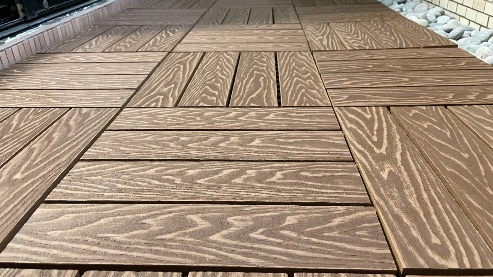 Waterproof UV Resistance DIY WPC Decking Tile