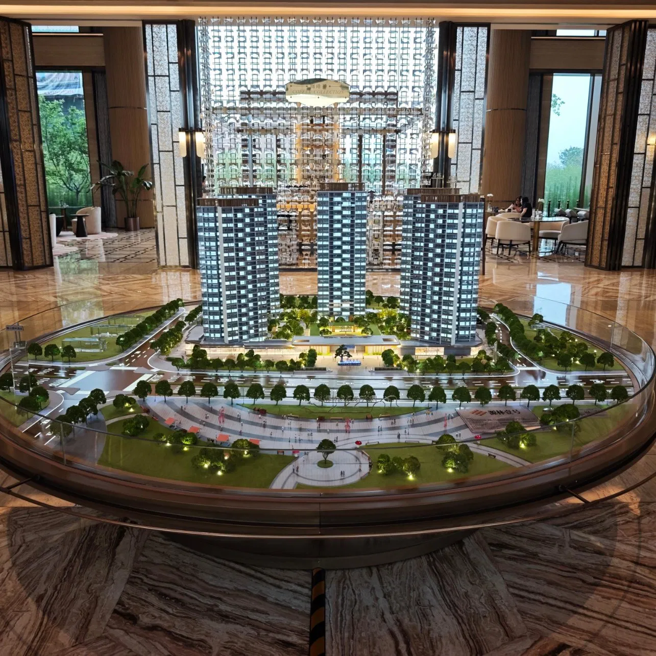 High Quality 3D Building Models with Lights for Real Estate Sales