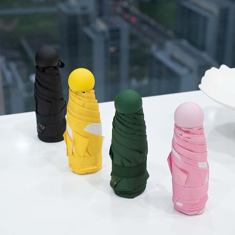 Рекламный складной зонт от солнца для авто