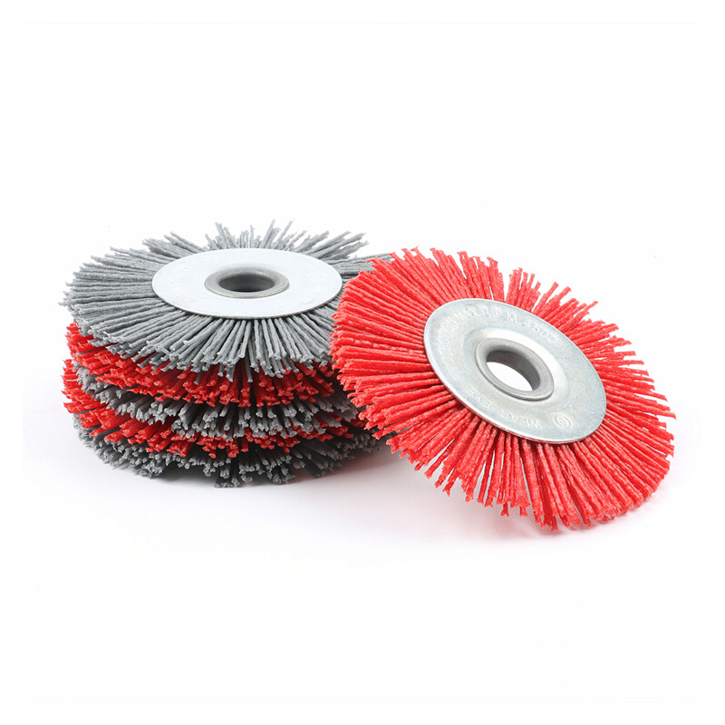 Efficiently Removes Oxide Layer and Enhances Workpiece Glossiness Powerful Rotating Abrasive Brush