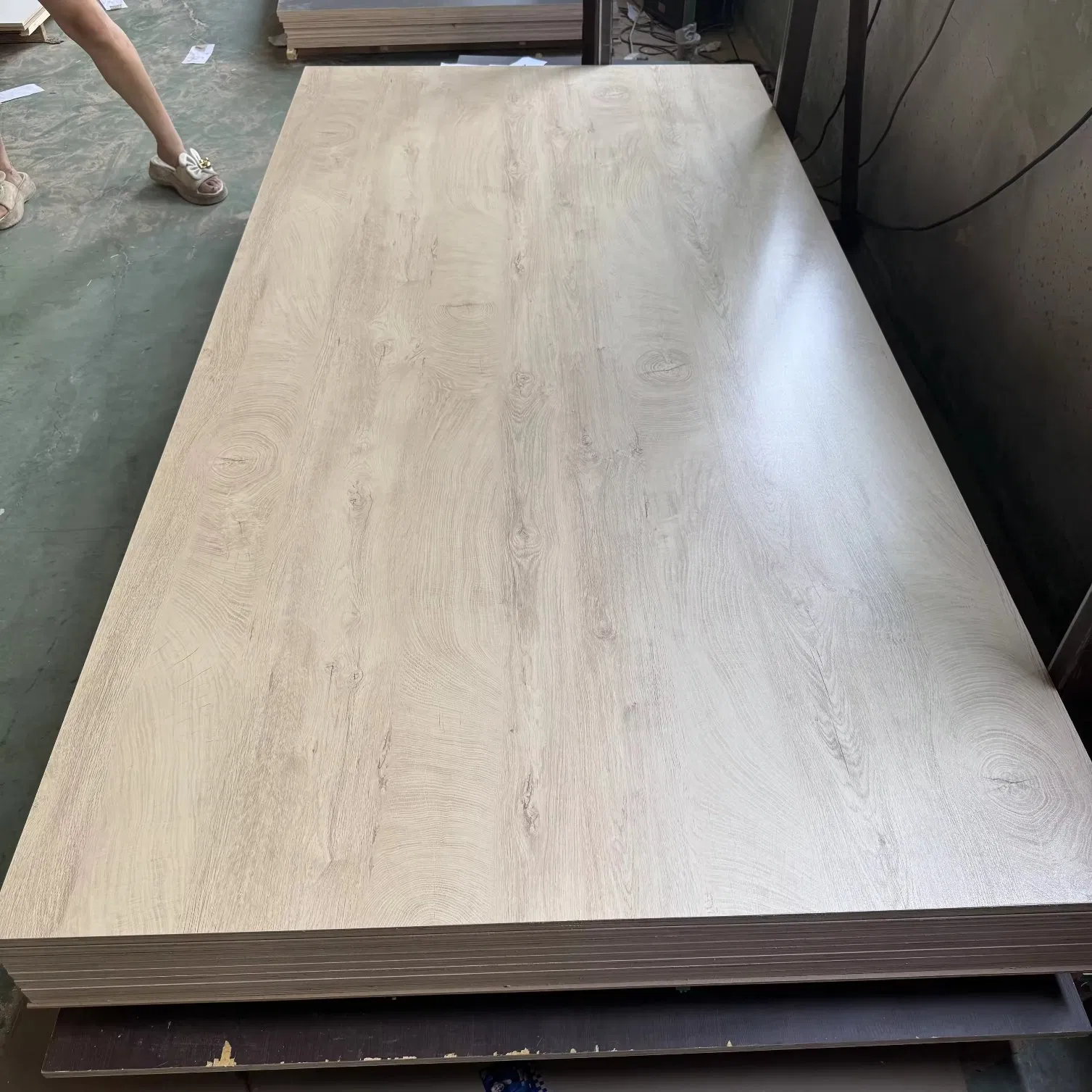 High Gloss UV Acrylic Laminated Plywood for Hotel Furniture