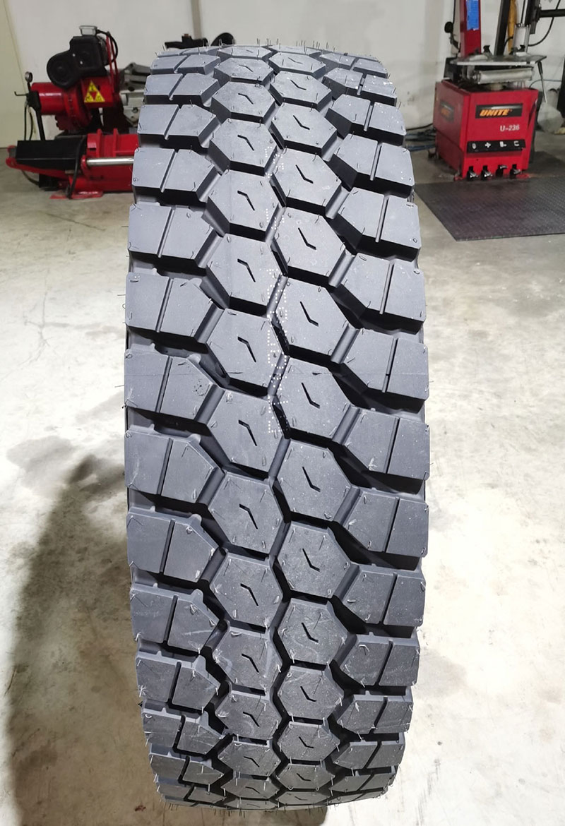 Шины грузовые 13R22.5, 315/80R22.5, 385/55R22.5, 385/65R22.5, 315/70R22.5, 435/50R19.5, 445/45R19.5