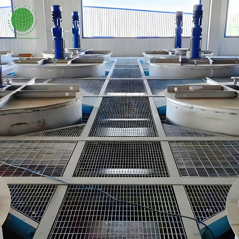 Heavy-Duty Steel Grating Plate for Superior Load Capacity
