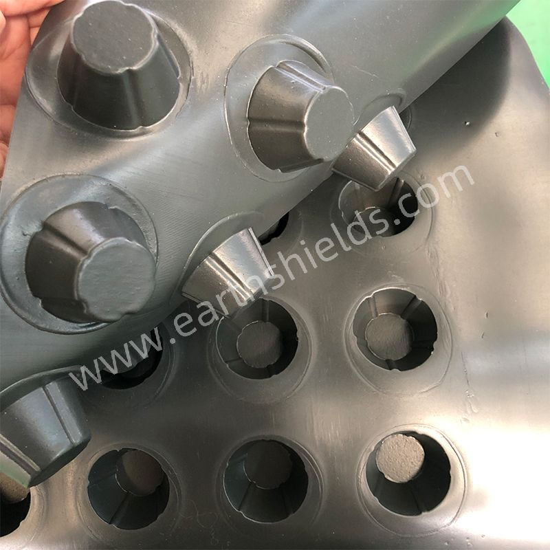 20mm Dimple Drain Sheet Roof Garden Retaining Wall HDPE Composite Drainage Board for Building and Construction