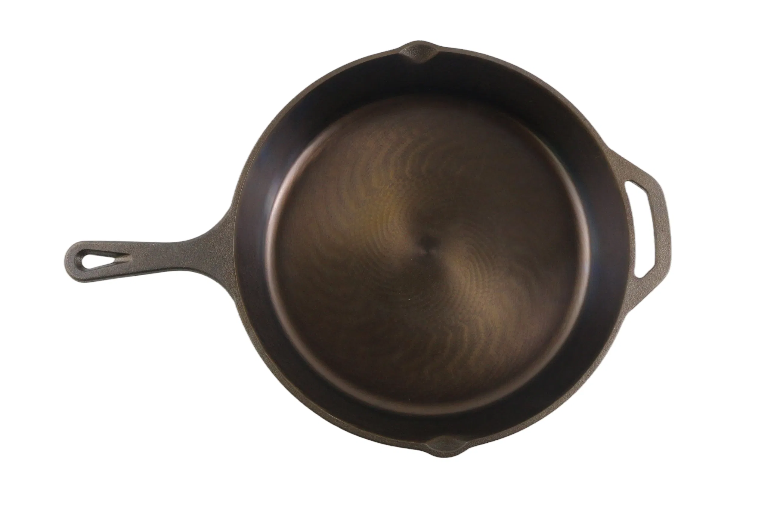 Чугунная сковорода с одной ручкой, предварительно прокаленная