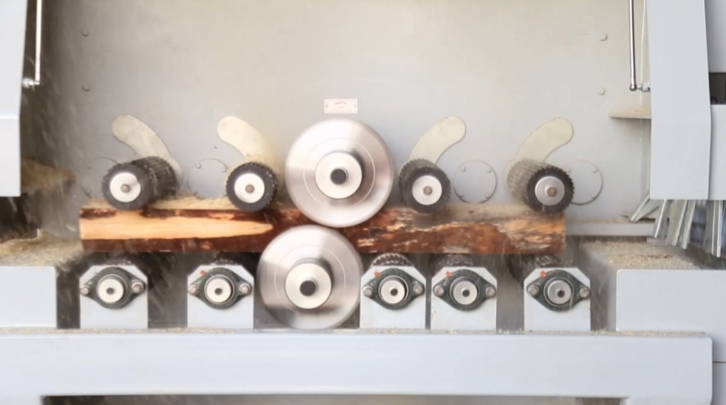 Цепная пила по дереву круглая промышленная