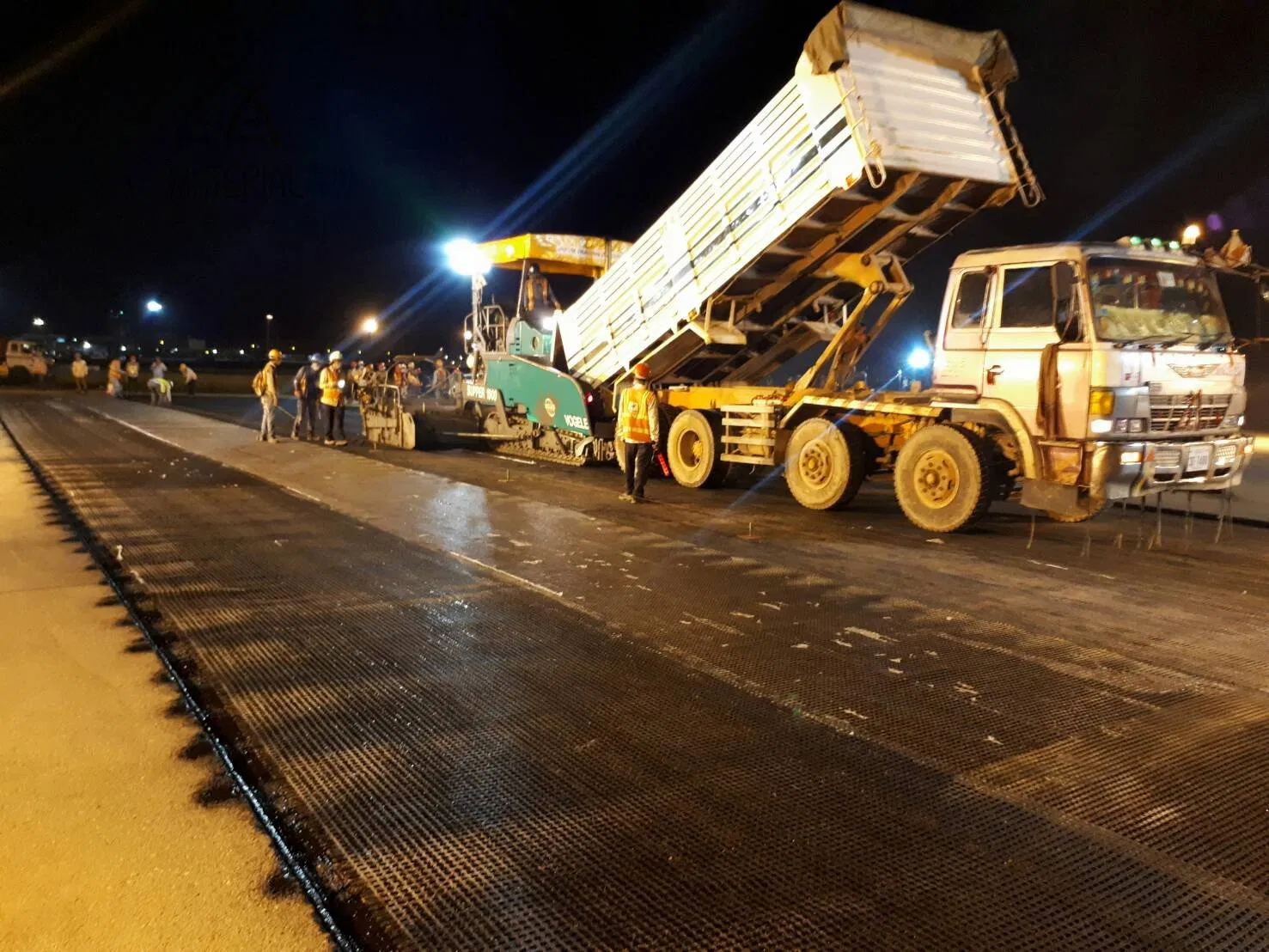 High Tensile Strength Plastic /Polyester Geogrid for Road Construction