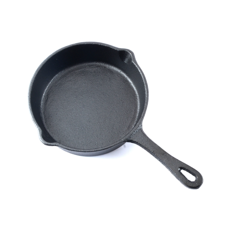 Чугунная сковорода с длинной ручкой, 14 см