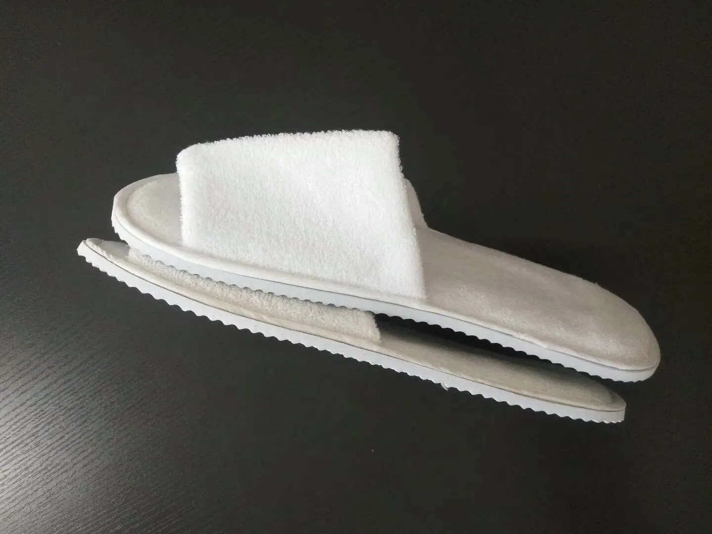 Hotel High Quality But Cheaper Price Slippers for Adult, Child Men and Women