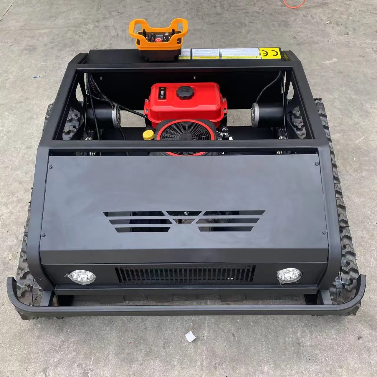 Газонокосилка бензиновая самоходная с дистанционным управлением