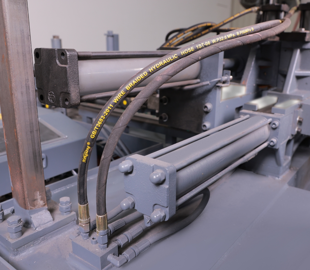 Ленточная пила по металлу миниатюрная компактная