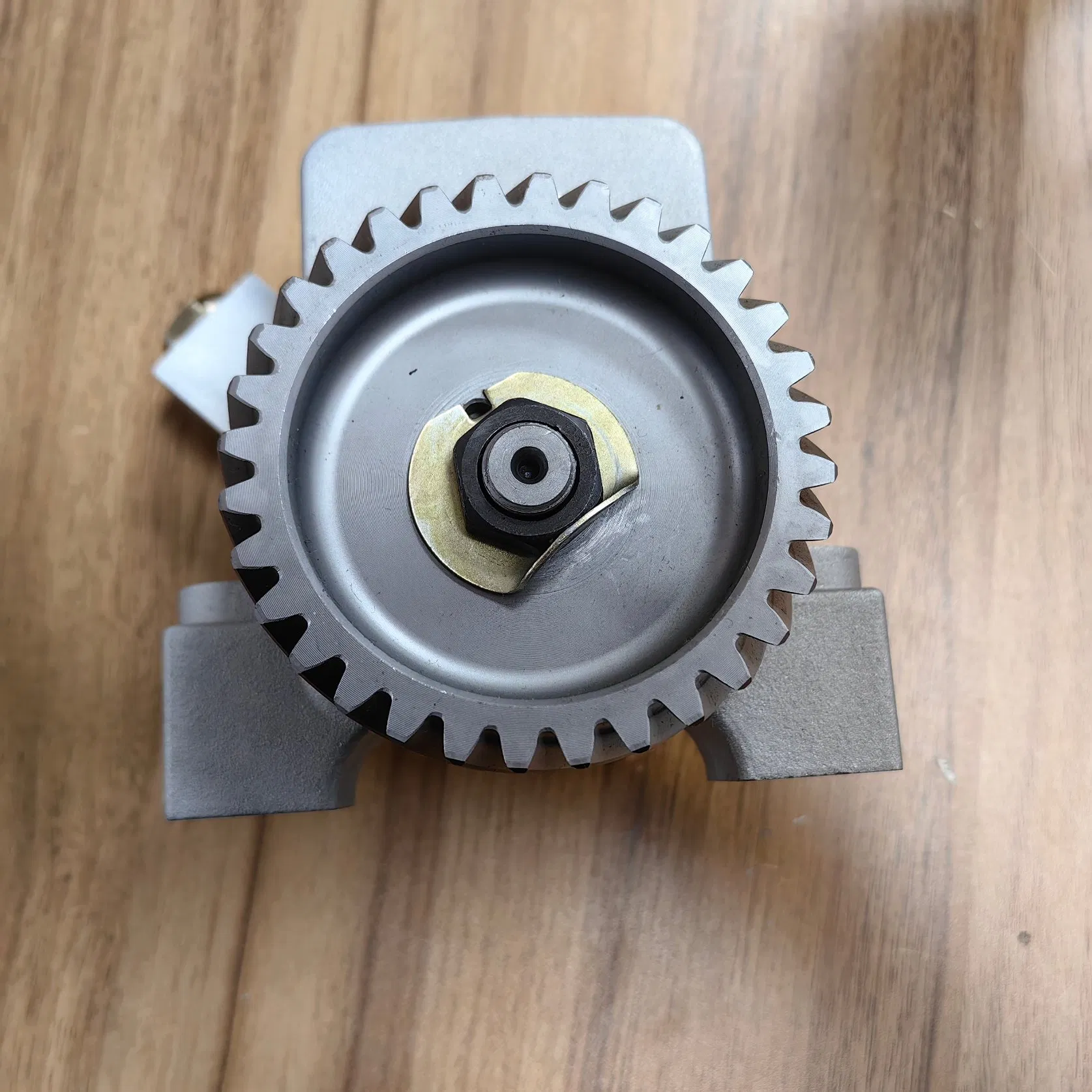 Масляный насос Doosan De12tis 65.05100-6042 для Daewoo