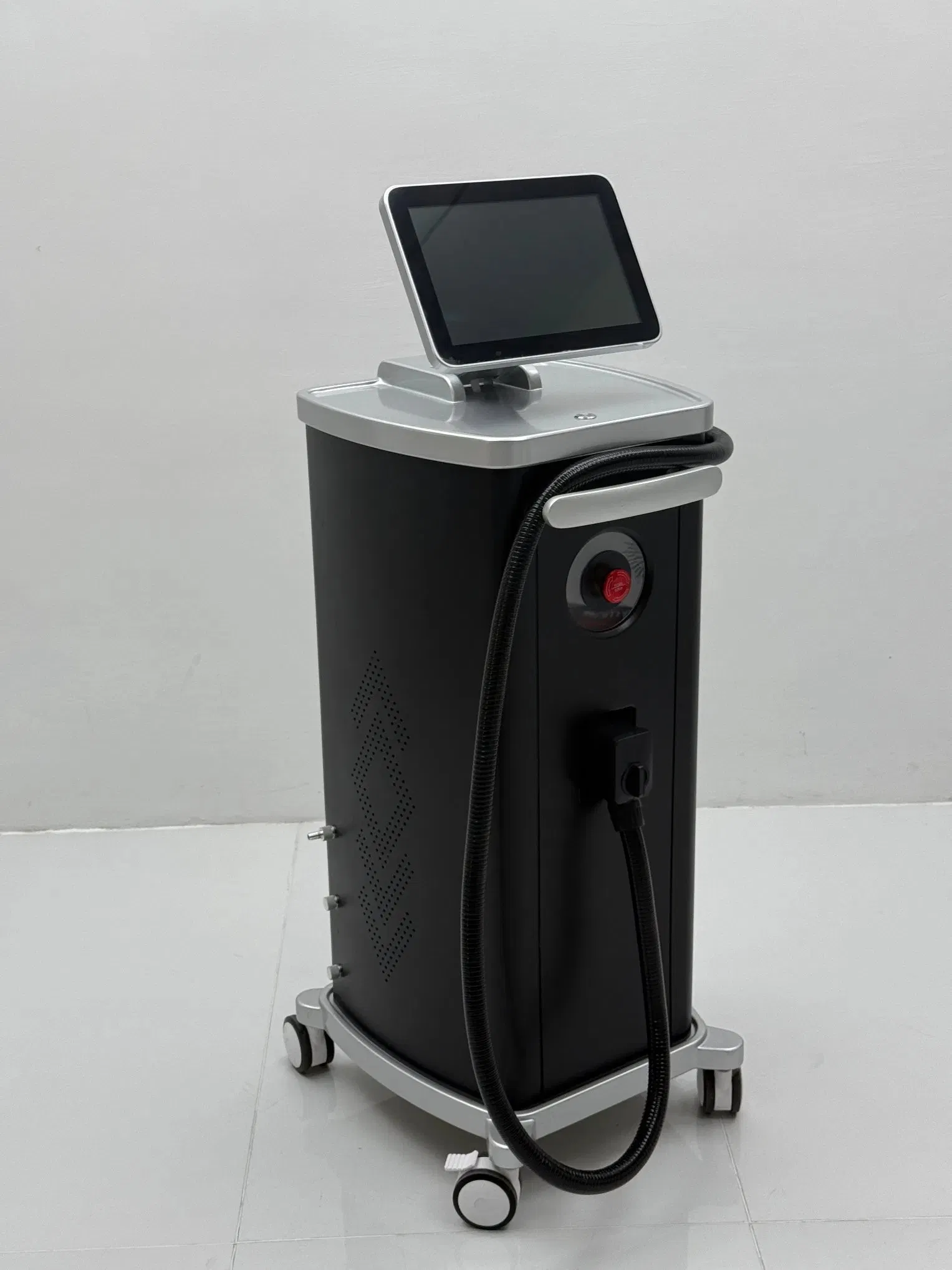 Permanent 4 Wavelengths 755 808 940 1064nm Diode Laser Hair Removal Machine