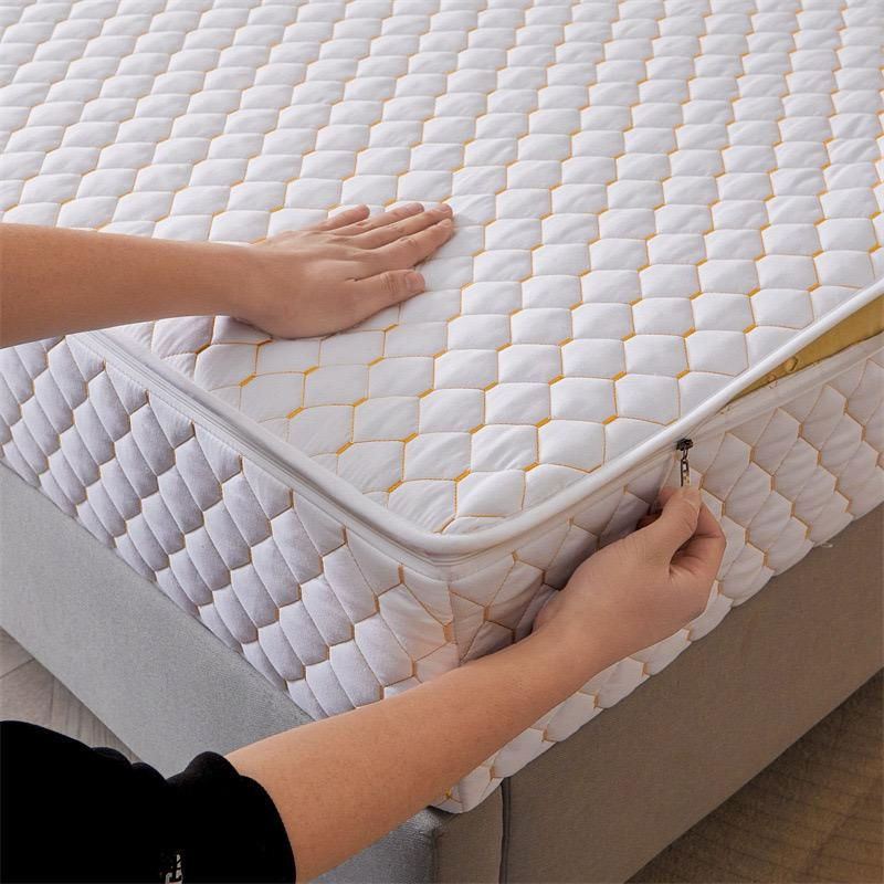 Quilted Hypoallergenic 6-Side Boxspring Mattress Encasement Protector with Zipper Surrounded