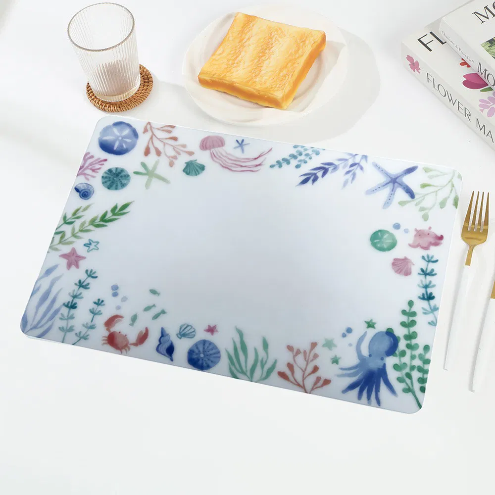 Artistic PP Table Mat Plastic Placemat for Stylish Table Decor 43X28cm