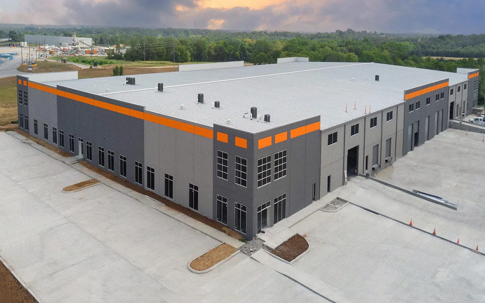Pre Engineered Building Prefab Light Metallic Factory Steel Structure Logistics Hangar Buildings Construction Storage Shed Warehouse (TW-KA099)