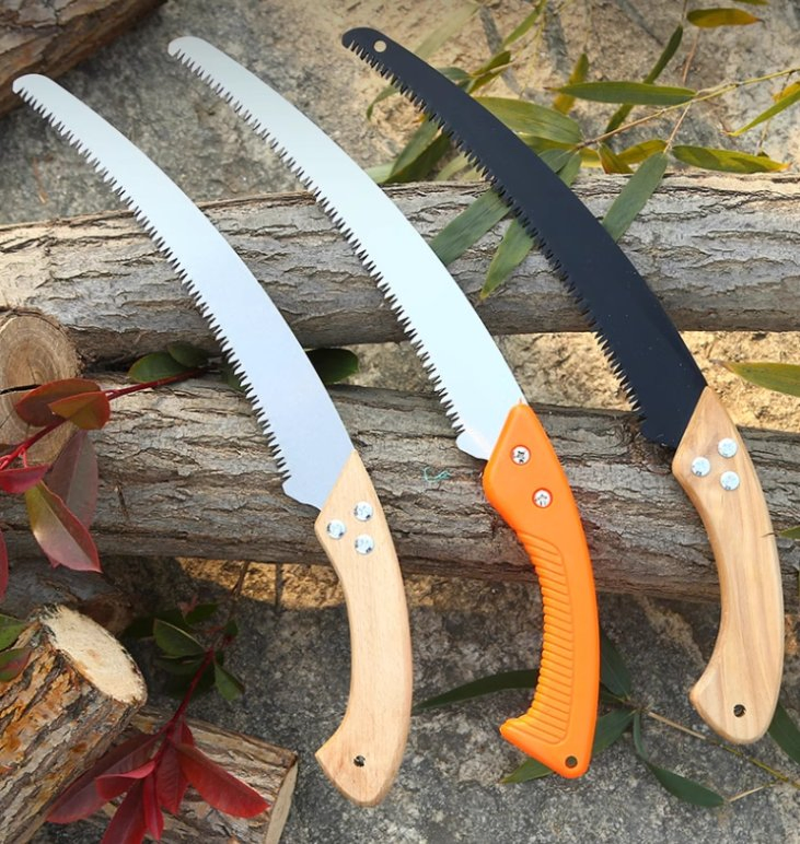 Профессиональная ручная пила по дереву с чехлом