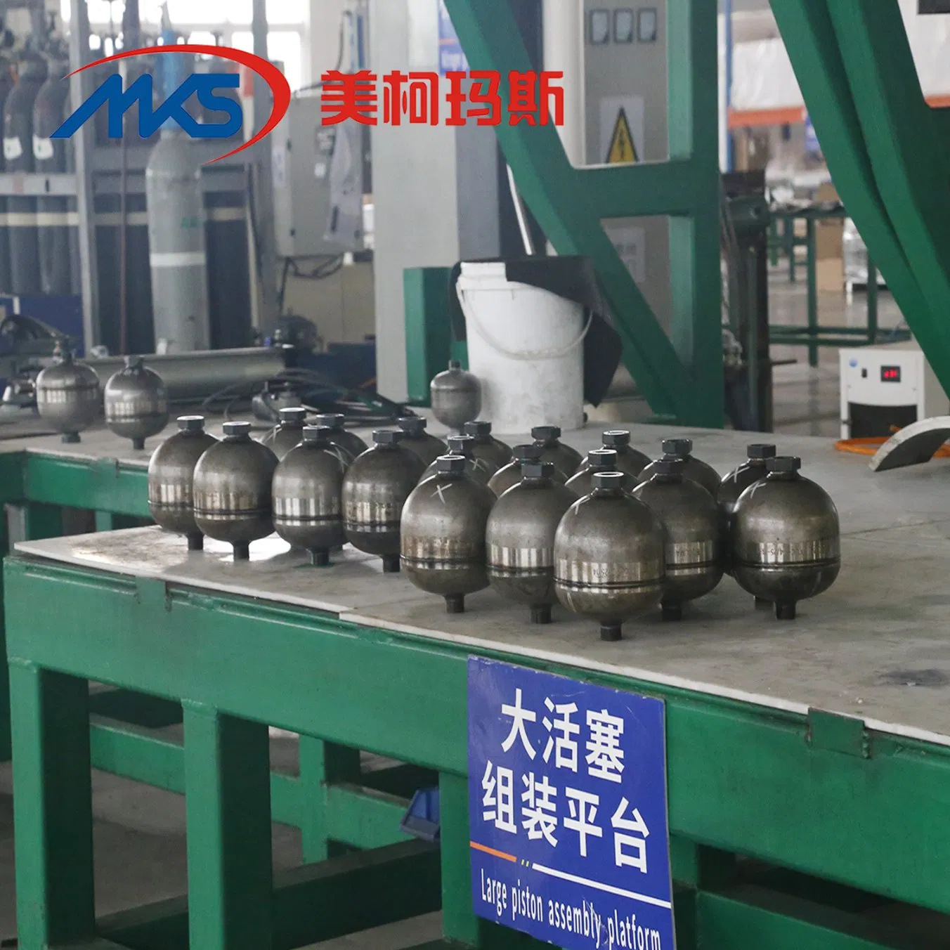 Гидроаккумулятор EHP 350 Bar, диаметр 180 мм