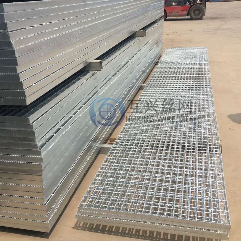 Industrial Mild Metal Materials Stainless Steel Metal Mesh Safety Grid Walkway Galvanized Steel Bar Grating for Channel Trench Drains Catwalk