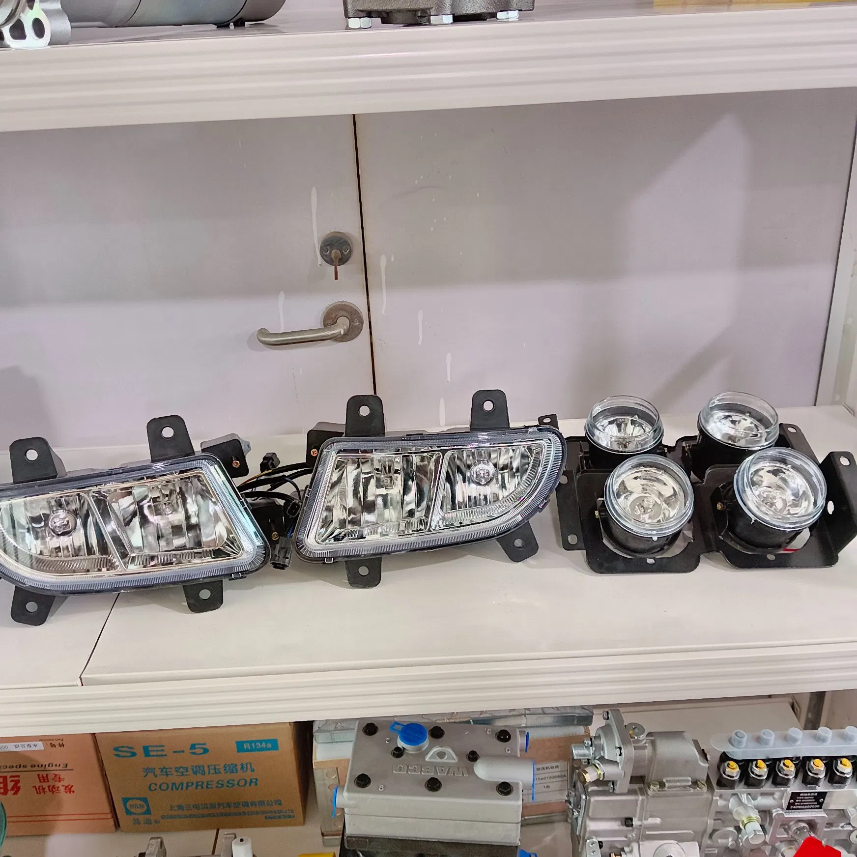 Противотуманная фара LED для Sinotruk HOWO, WG9719720025